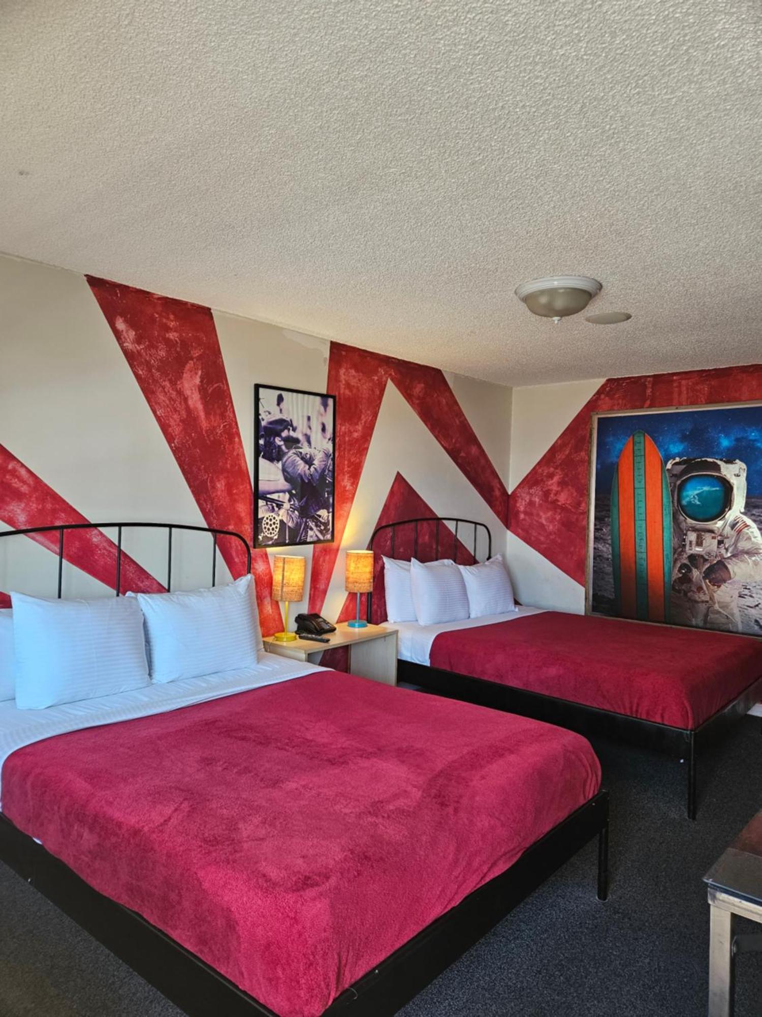 Huntington Surf Inn Huntington Beach Esterno foto